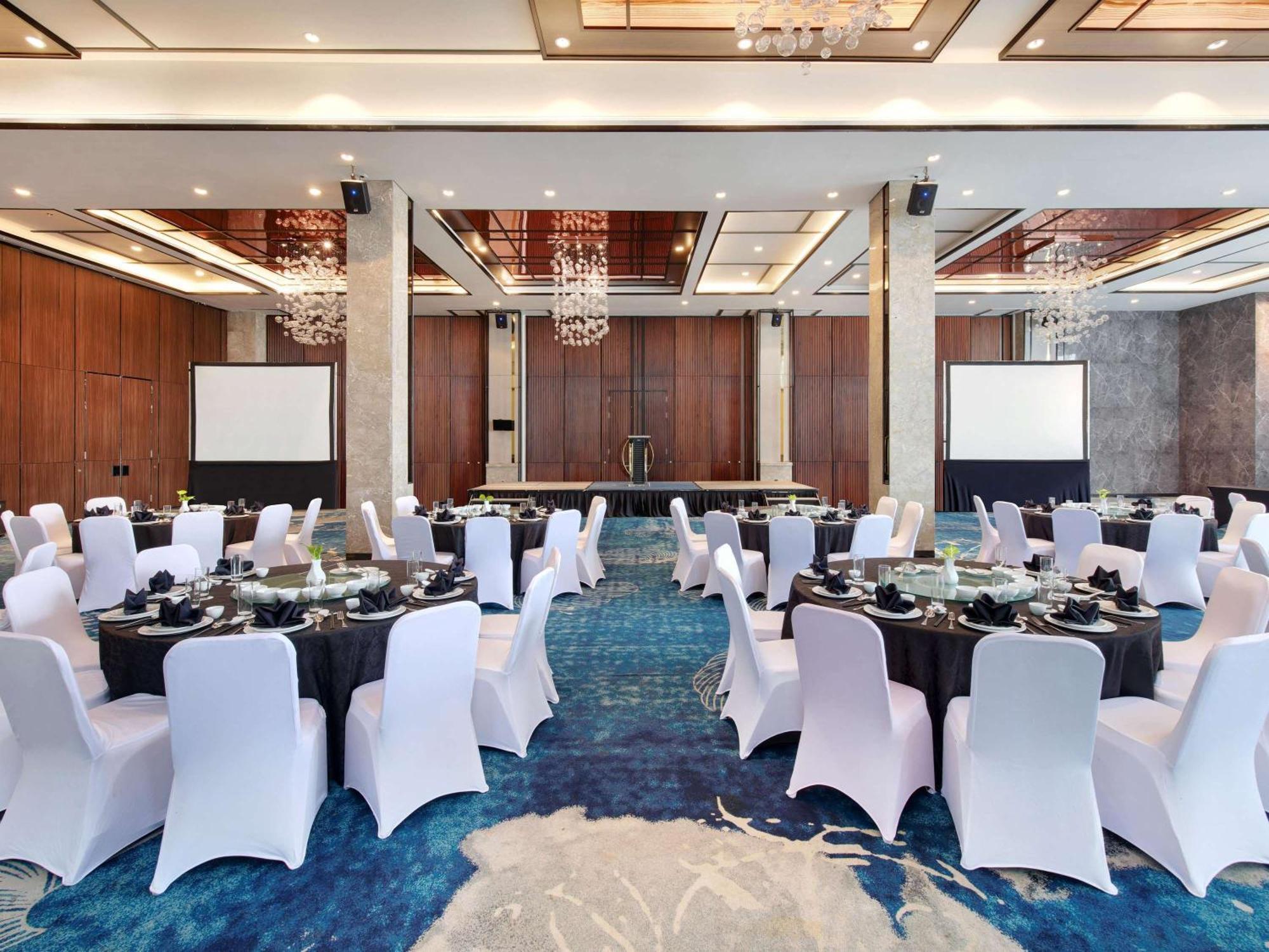 Mercure Samarinda Luaran gambar